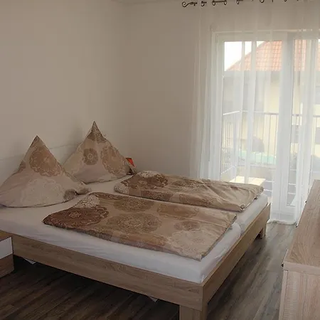 Casa Helvetia Apartamento Rheinhausen